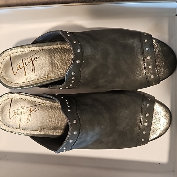 Latigo Grey Mule Shoes , Size 9 - Picture 3 of 5